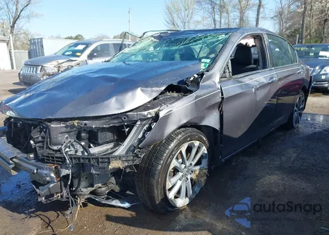 2015 Honda Accord Sport z USA, uszkodzony, nr VIN 1HGCR2F56FA039973